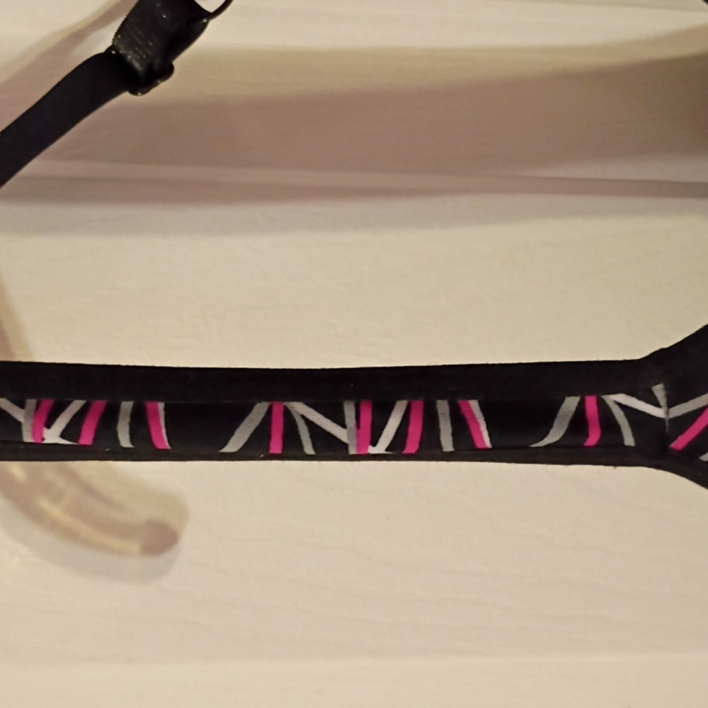 Bebe Women's Black and Pink Sports Bra - Picture 3 of 6